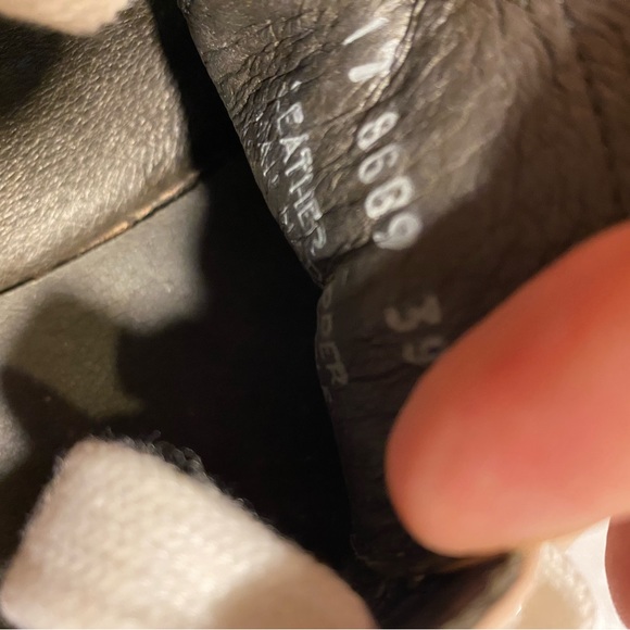 Designer shoes - Picture 6 of 6